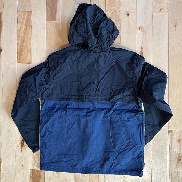 Men's Rain Jacket - Picture 4 of 7